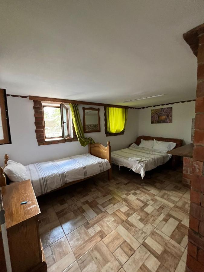 La Tataia Zahei Hotell Dragus Eksteriør bilde